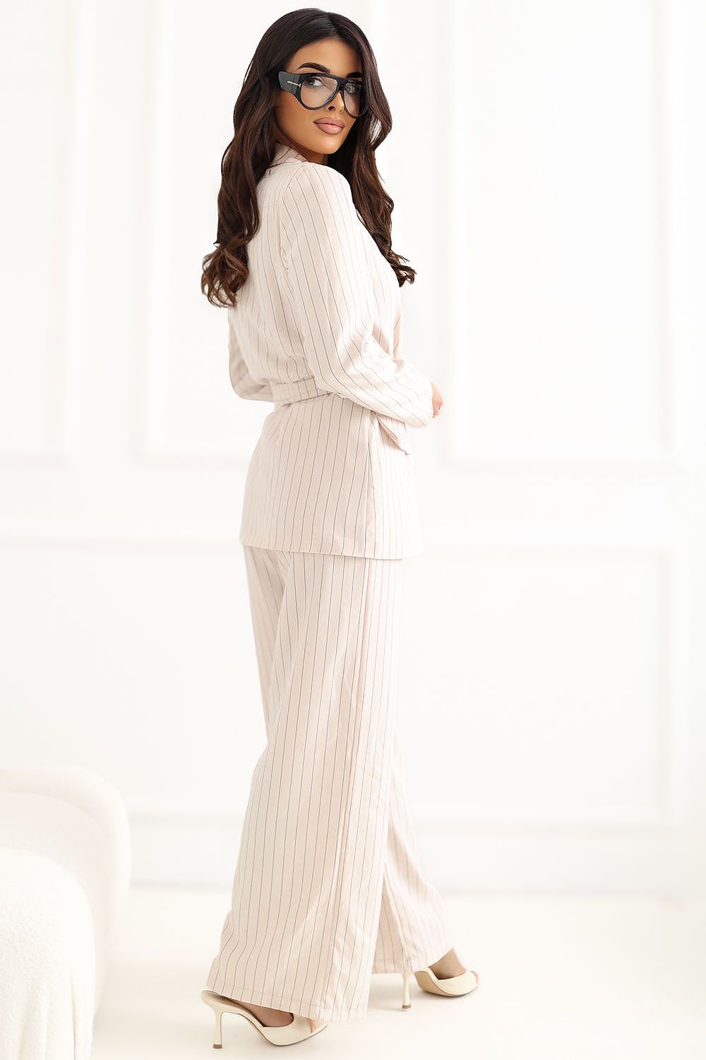  L`ensemble model 227561 Italy Moda 